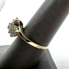 Lady's Gold Ring 14K Yellow Gold 3g Size:8